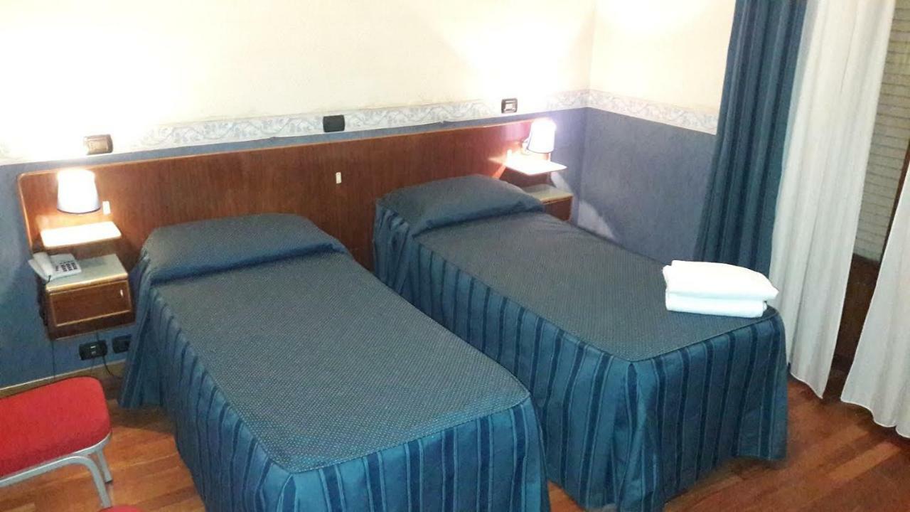 Hotel Piemonte Lanzo Torinese Εξωτερικό φωτογραφία